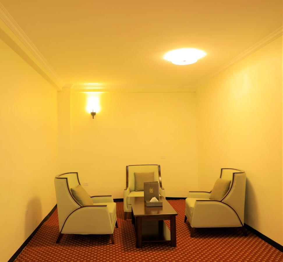 Tewodros Belay International Hotel Lege T'afo Kültér fotó