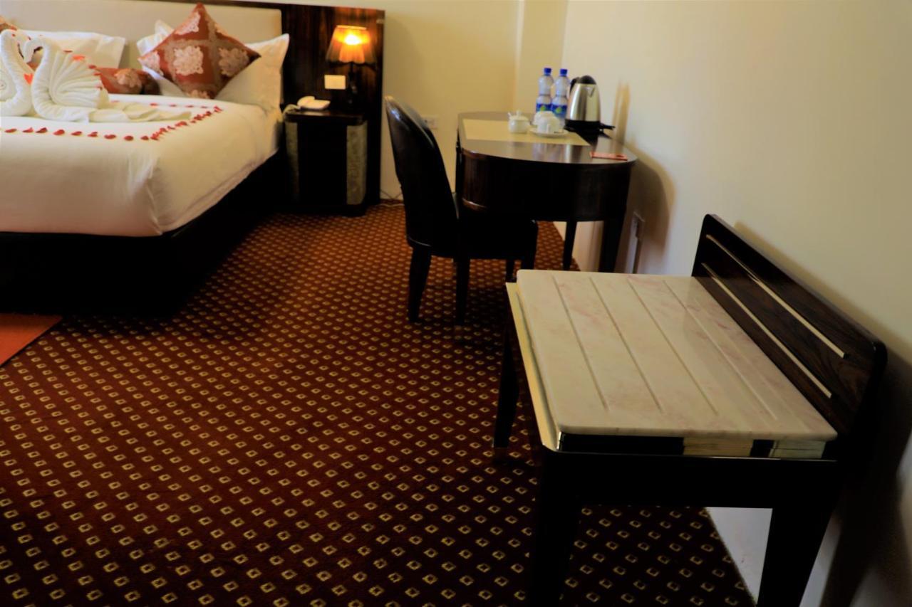 Tewodros Belay International Hotel Lege T'afo Kültér fotó