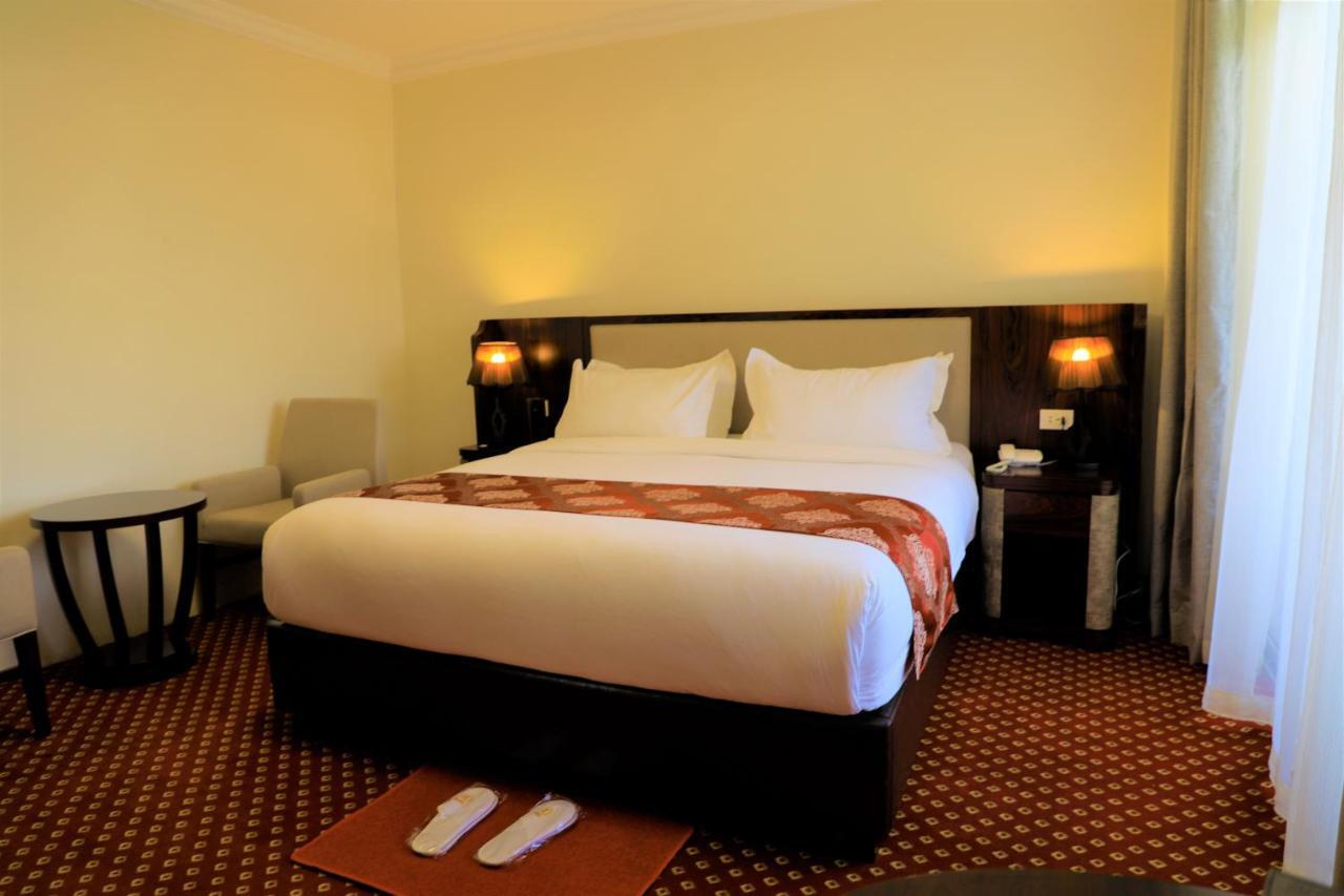 Tewodros Belay International Hotel Lege T'afo Kültér fotó